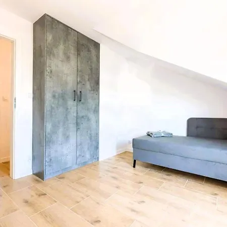 3 Bedroom Amazing In Wodnica *