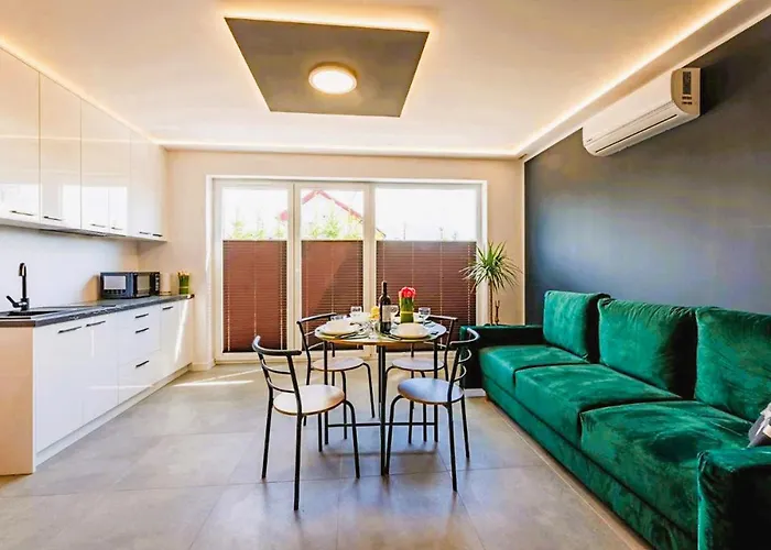 Сasa de vacaciones 3 Bedroom Amazing In Wodnica Wodnica (Pomerania)