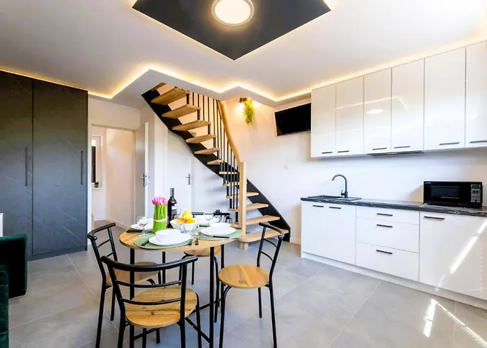 3 Bedroom Amazing In Wodnica * Wodnica (Pomerania)