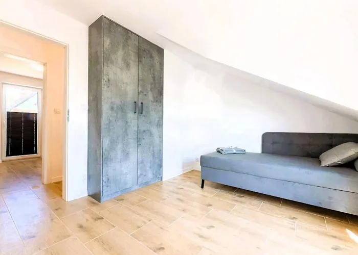 3 Bedroom Amazing In Wodnica *